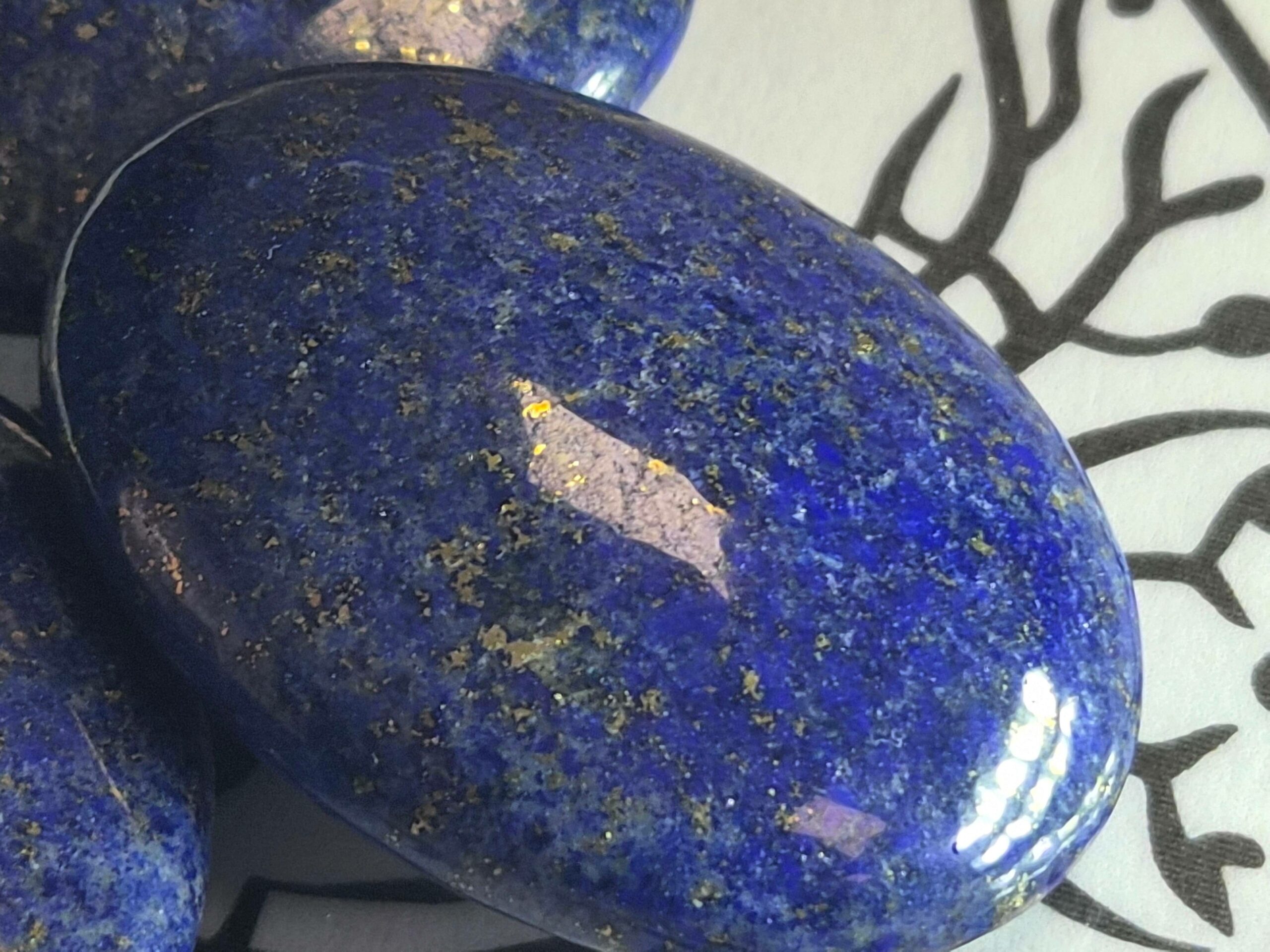 Galet lapis lazuli A