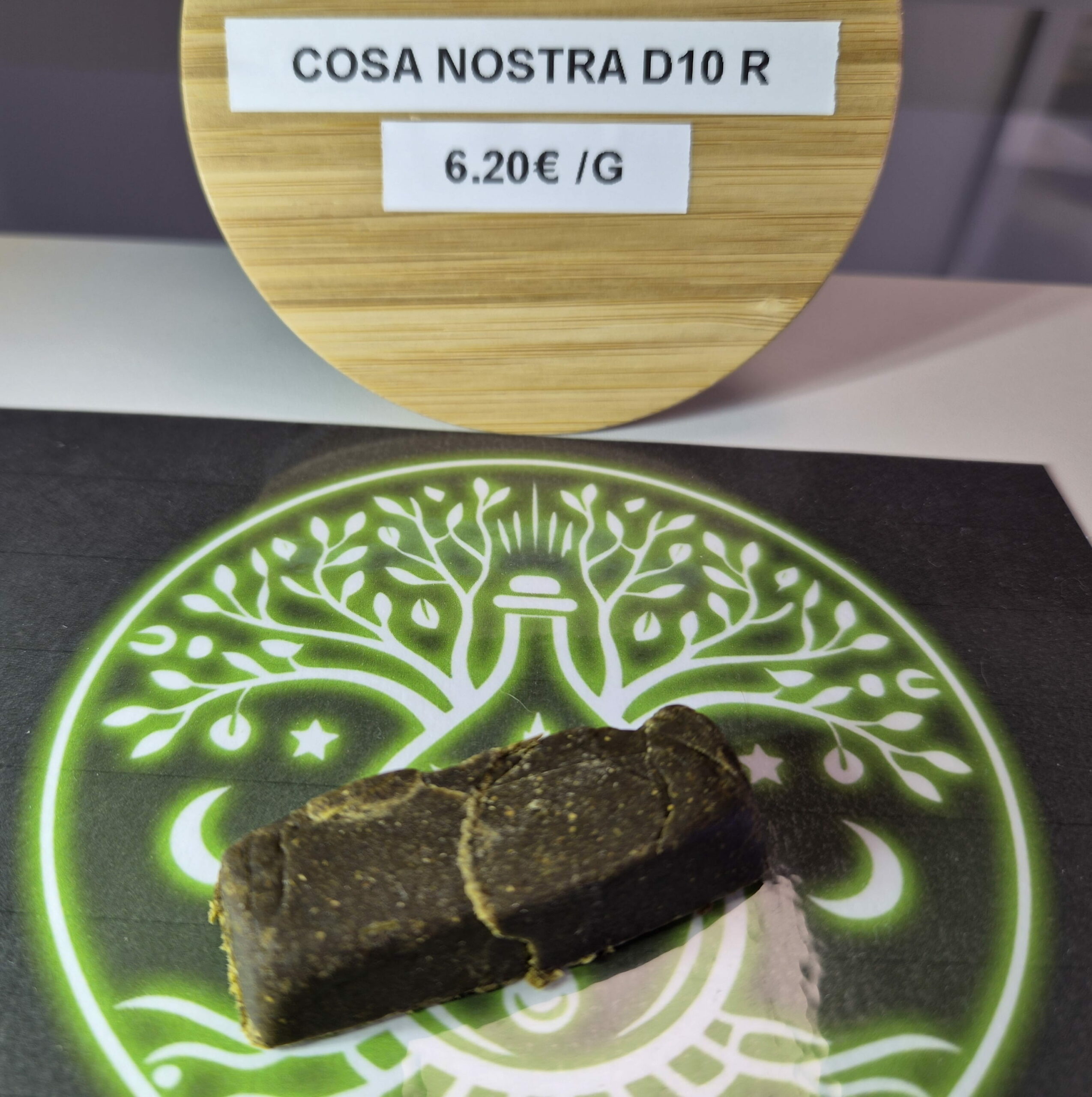 Résine molécule Delta 10 COSA NOSTRA