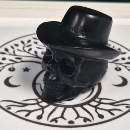 Crâne avec chapeau Obsidienne noire
