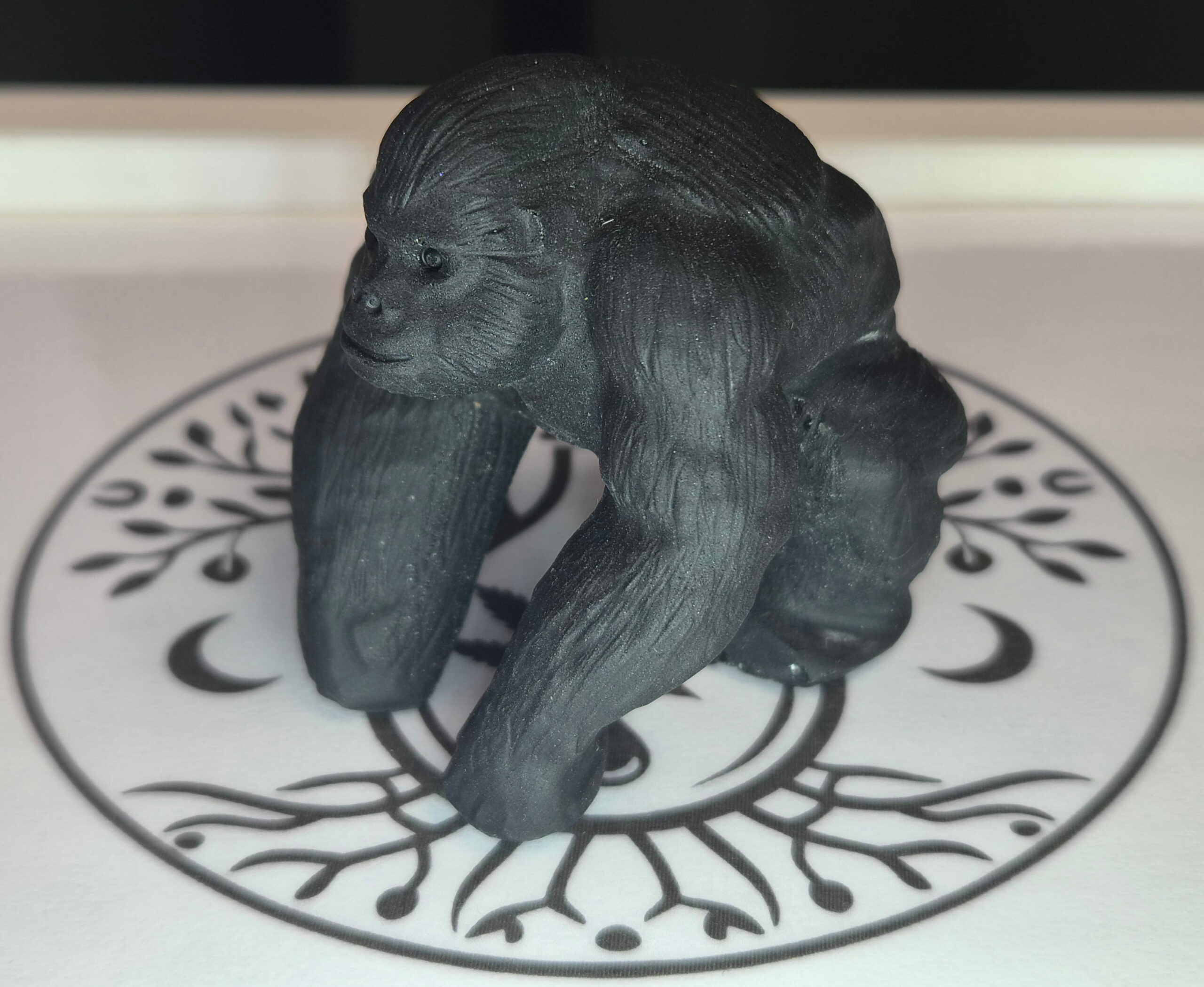 Gorille obsidienne noire