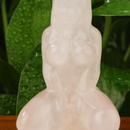 Corps féminin Quartz blanc 8cm