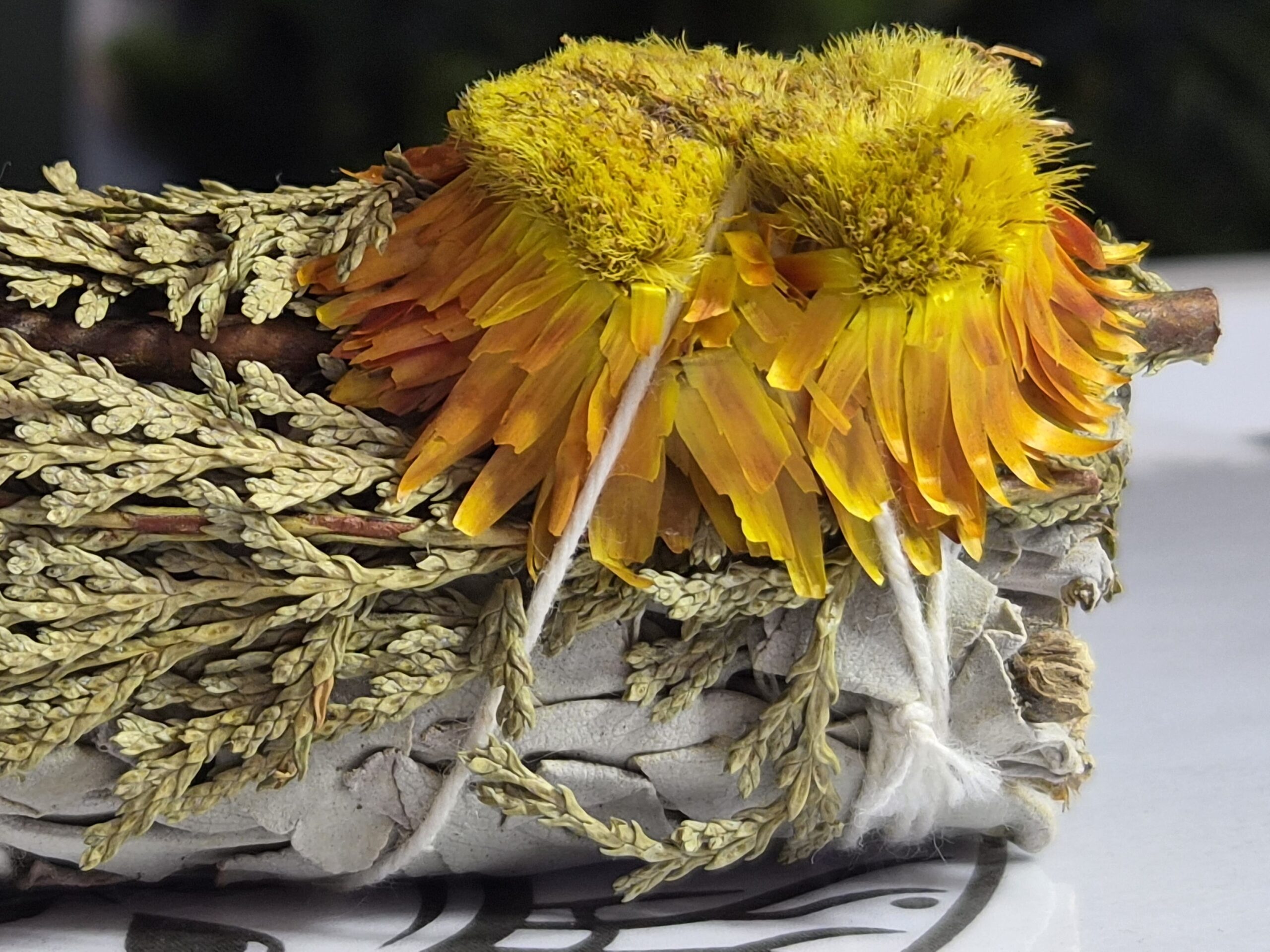 Bâton de Sauge Blanche Cèdre et Fleur de Paille