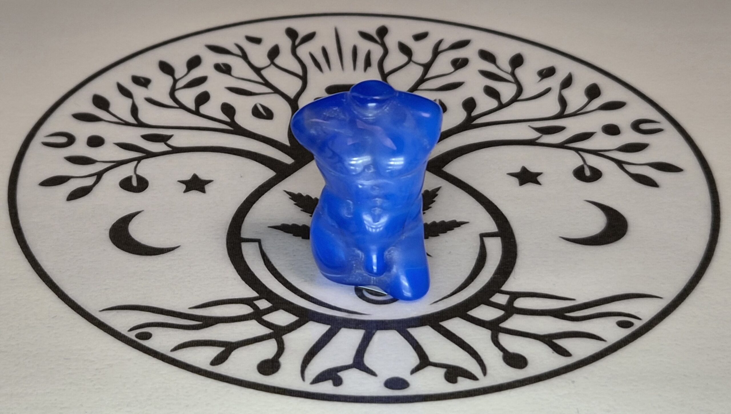 Torse masculin en Opale bleue