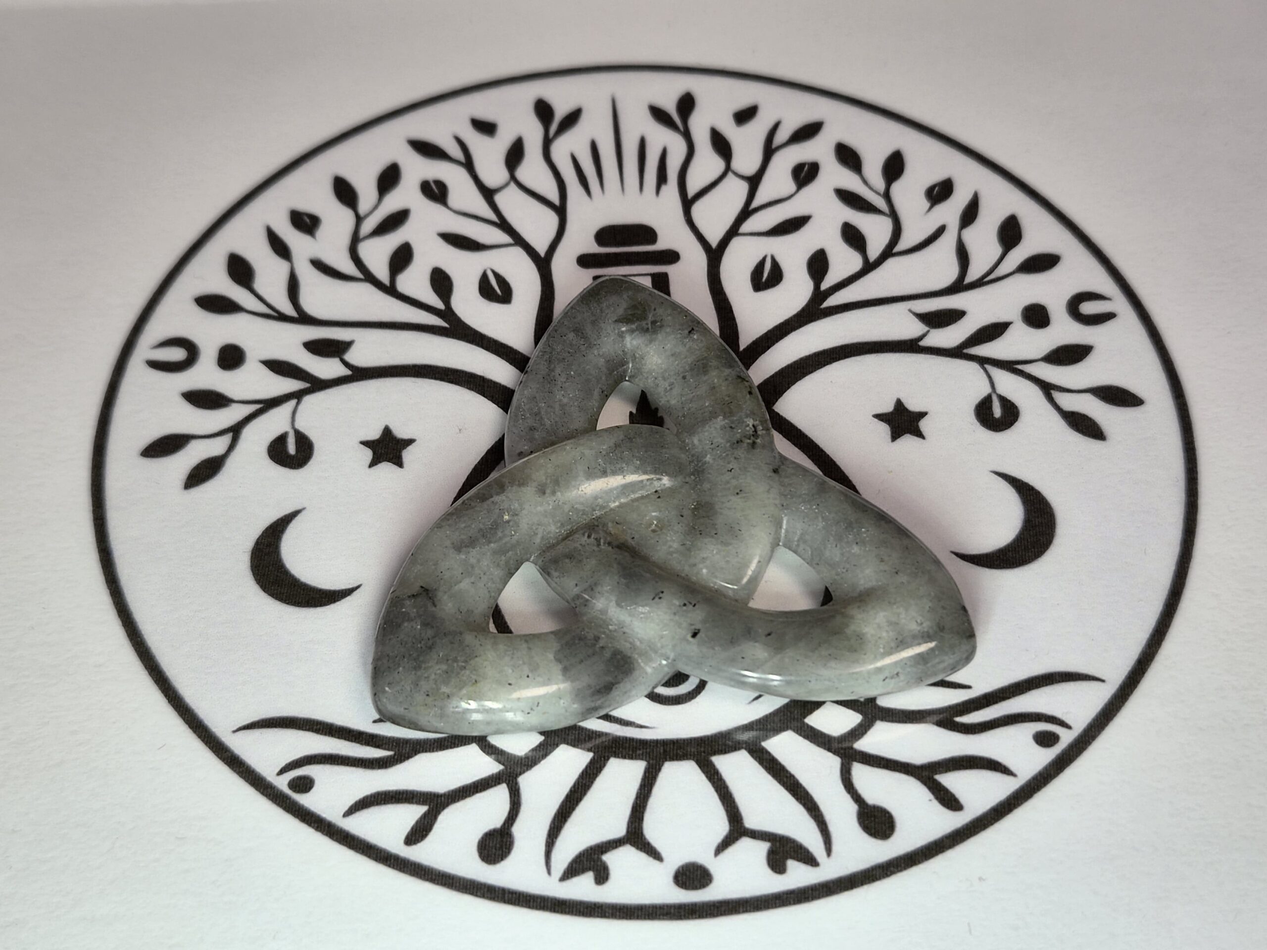 Triquetra Labradorite A