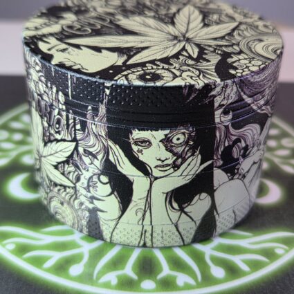 GRINDER MYSTIQUE