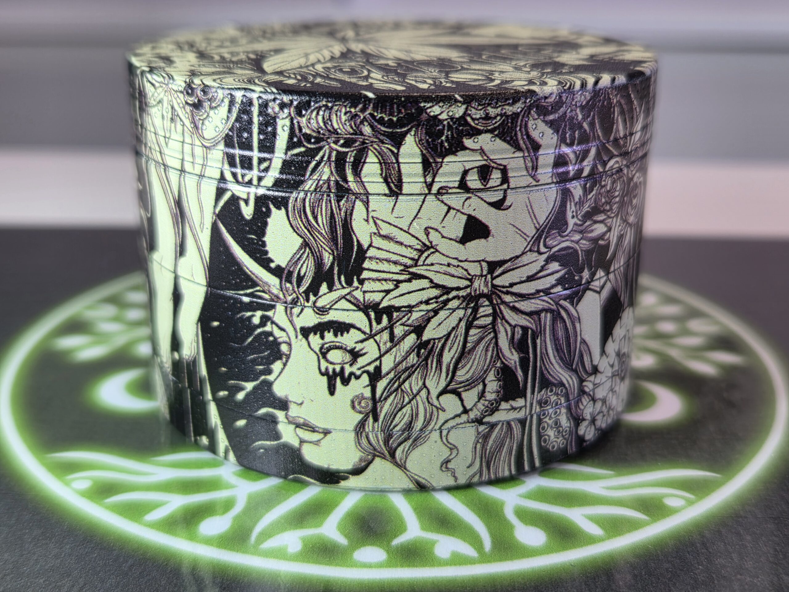 GRINDER MYSTIQUE
