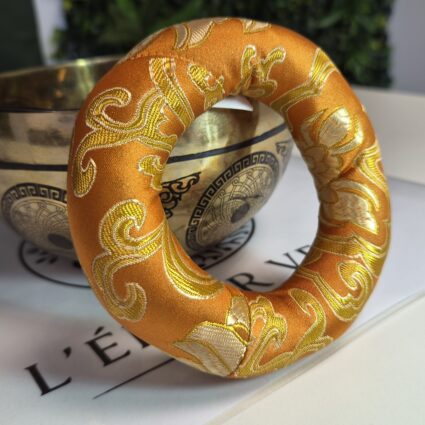 Coussin pour bol chantant — Cercle orange et doré 100 mm
