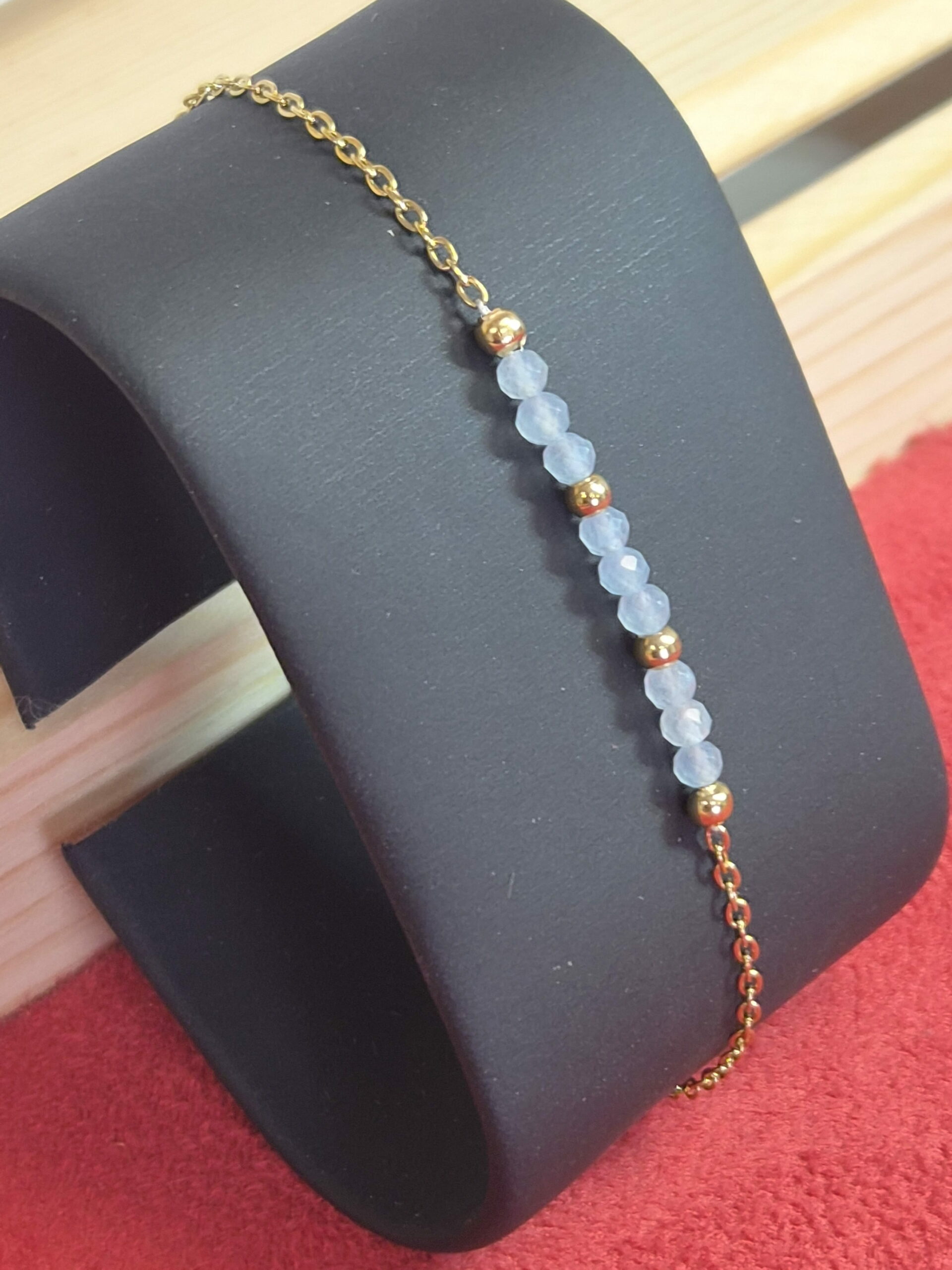 Bracelet ZÉNA doré — Aigue-marine AA