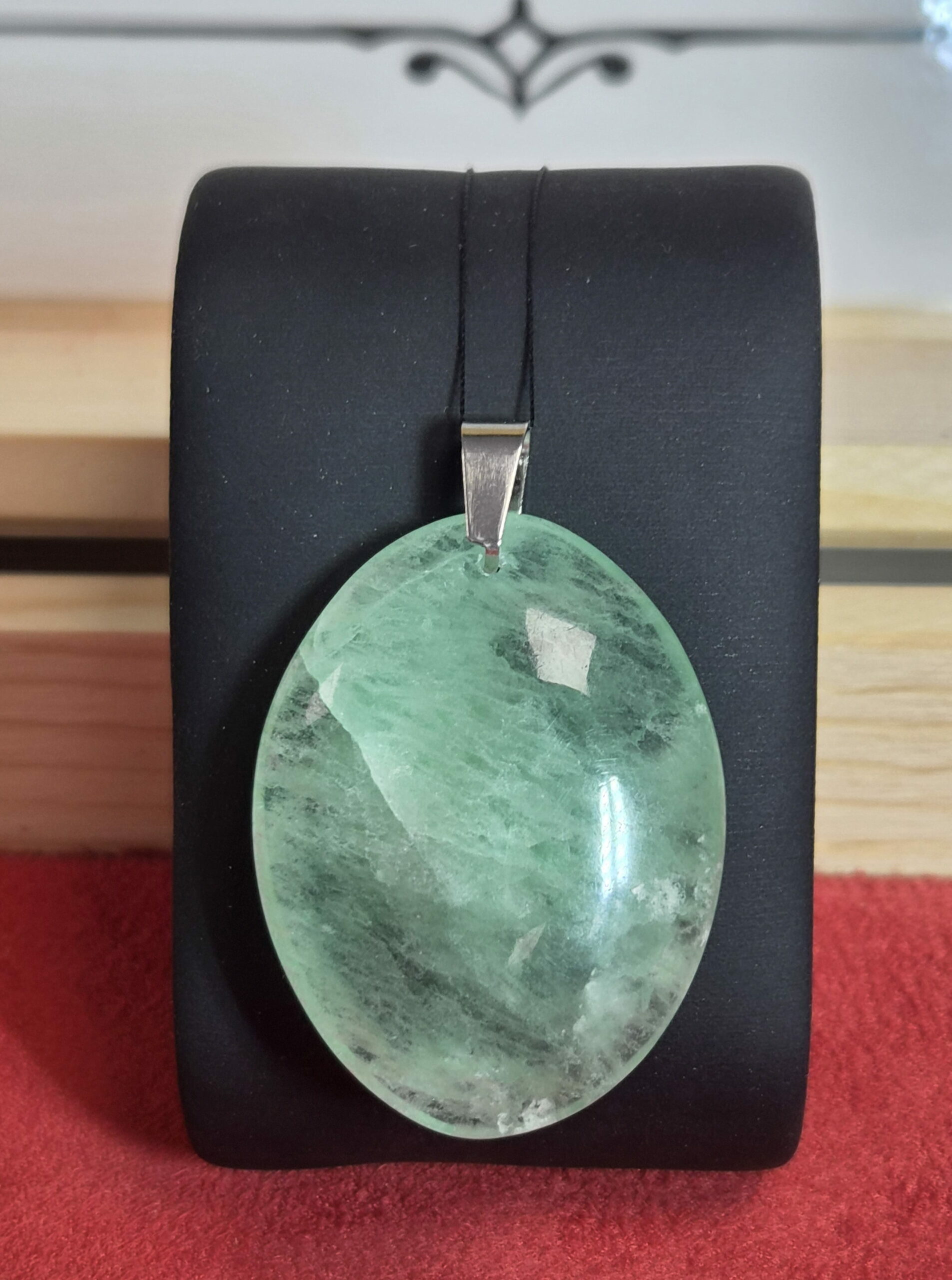 Pendentif OVALE — Fluorine verte AA
