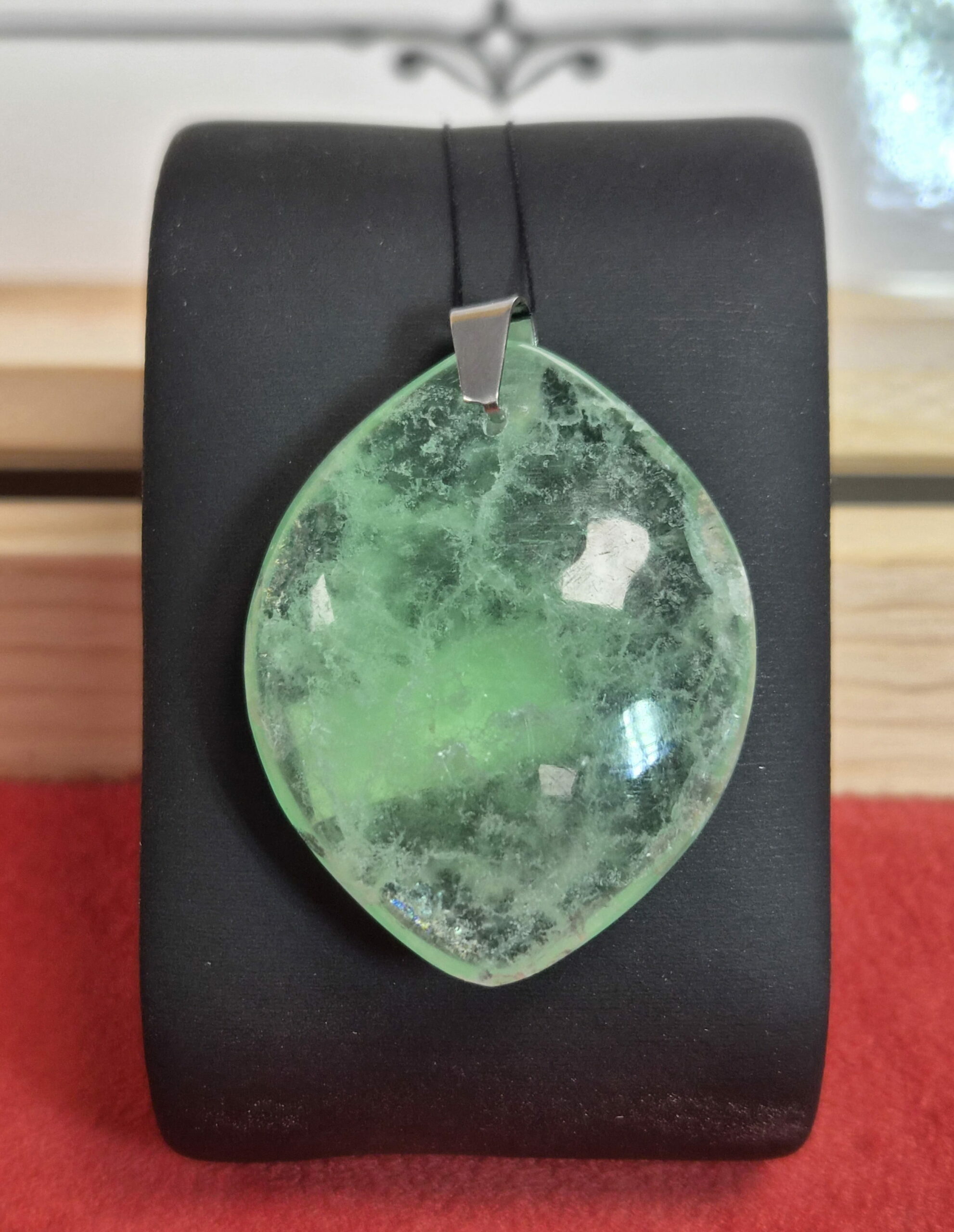 Pendentif GOUTTE — Fluorine verte AA