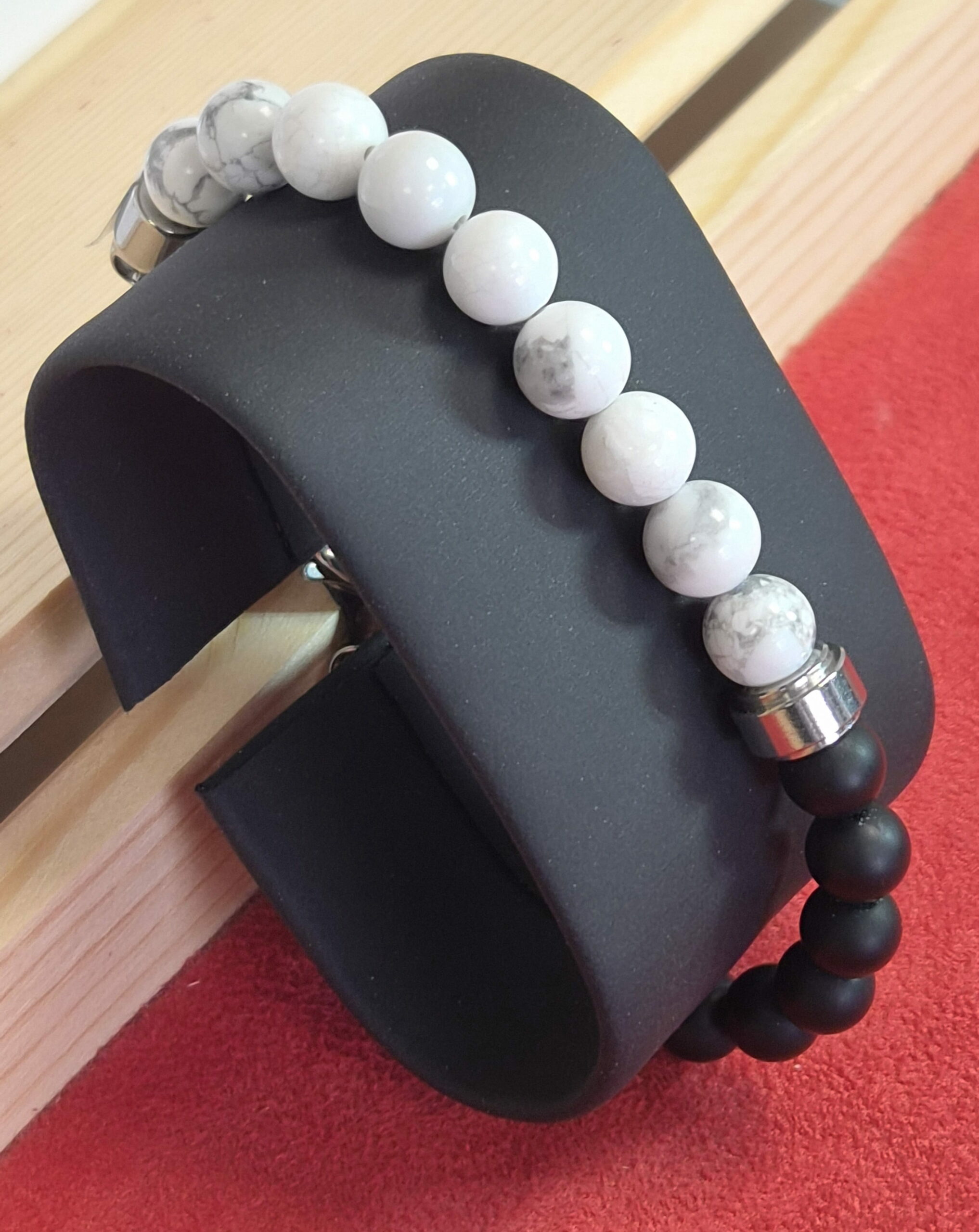Bracelet Unys argenté onyx howlite blanche A