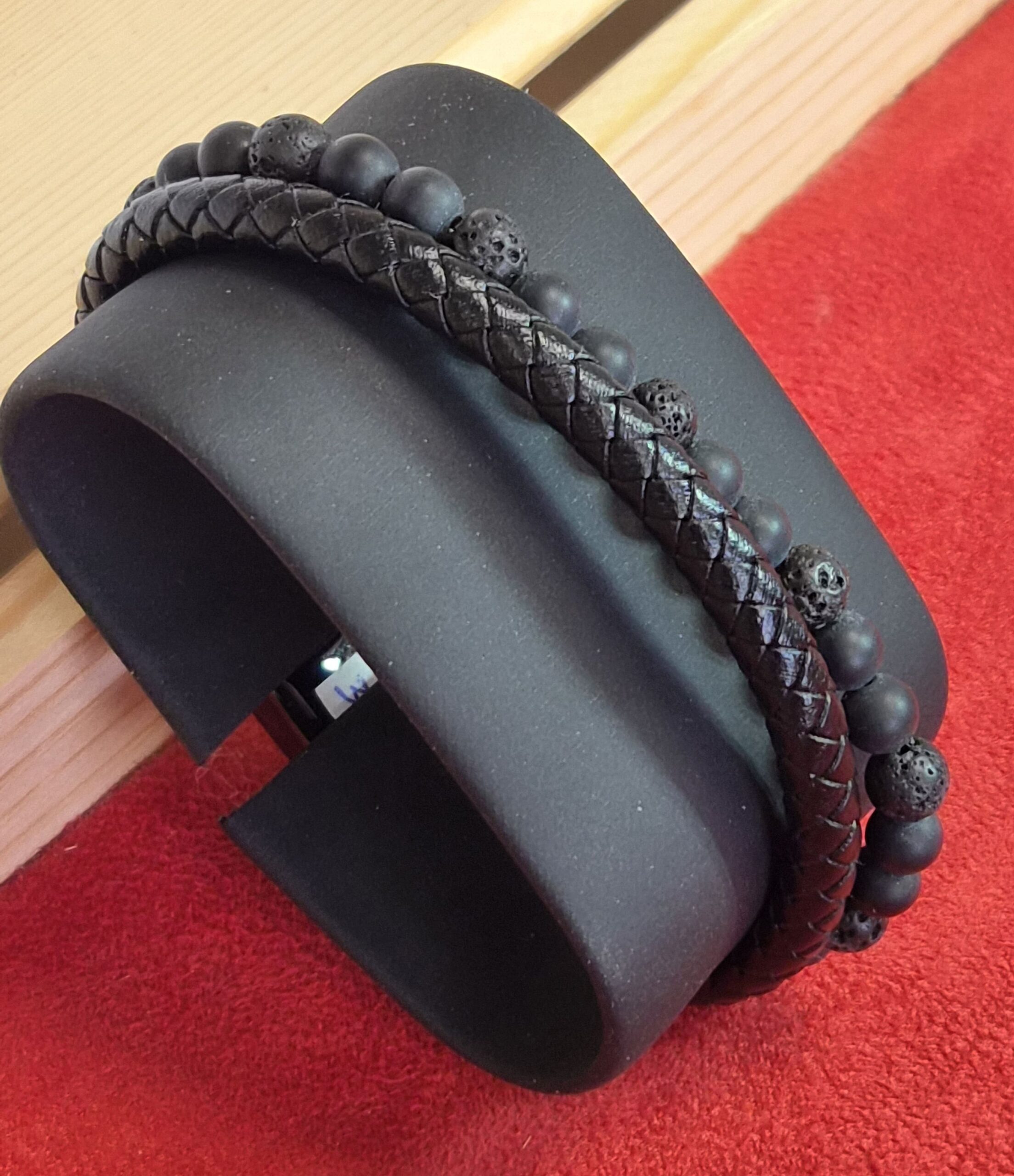 Bracelet Aska noir pierre de lave, shungite A